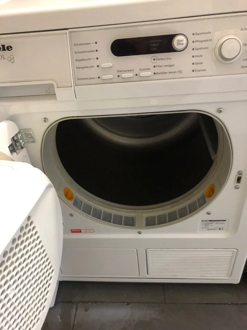 Trockner Miele T 8801 WP A+++ Wärmepumpentrockner 7 KG