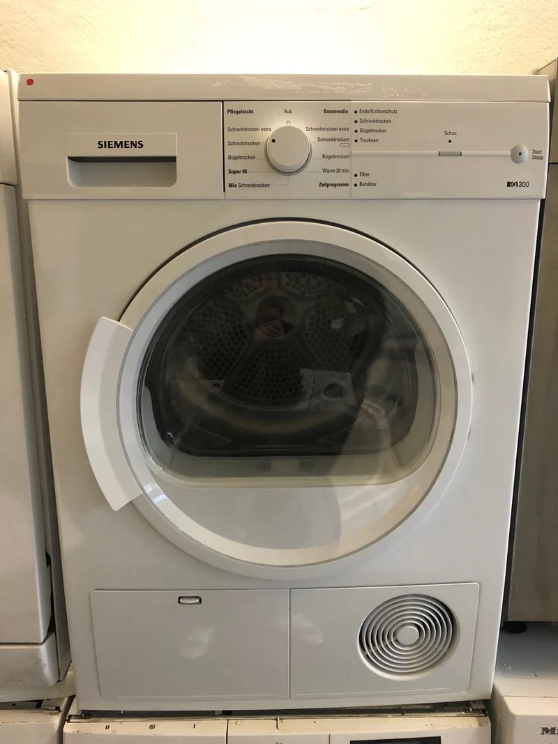 Trockner Siemens iQ300 Kondensationstrockner 7 kg
