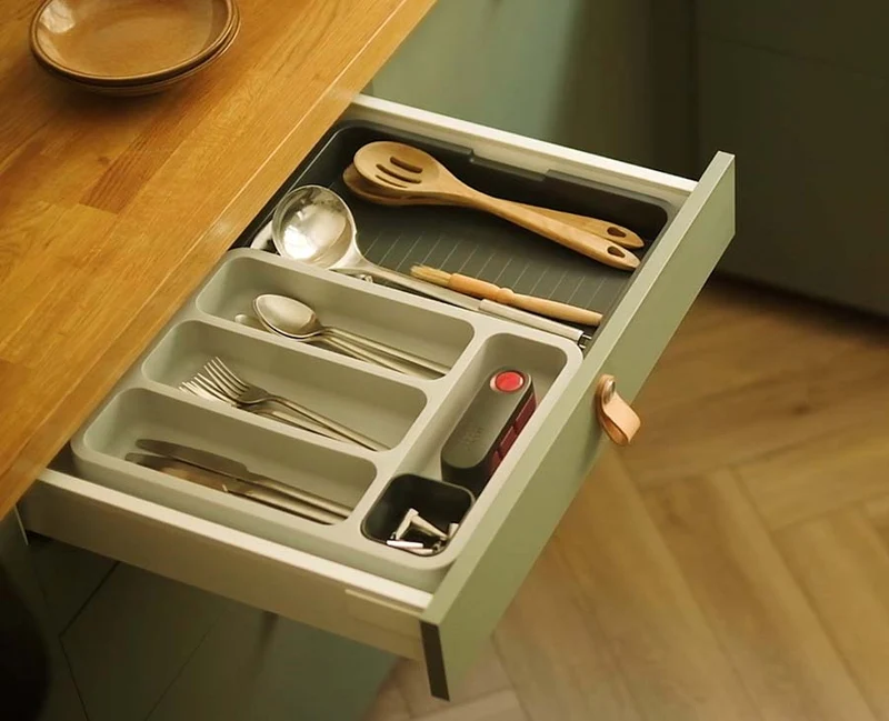 Drawer Store™ - Erweiterbarer Besteckkasten