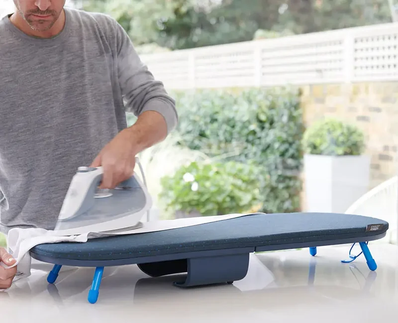 Pocket Plus 90cm Klappbares Tisch-Bügelbrett mit hochwertigem Bezug