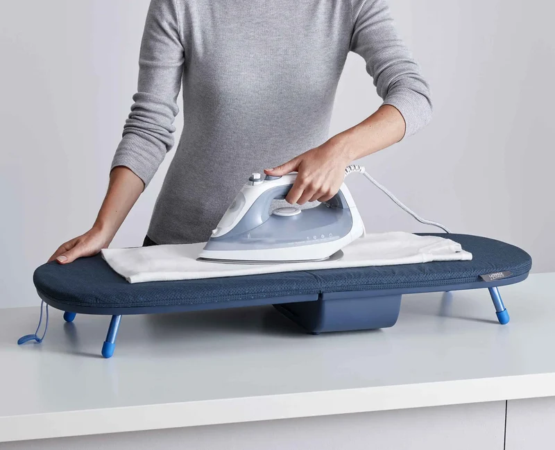 Pocket Plus 90cm Klappbares Tisch-Bügelbrett mit hochwertigem Bezug