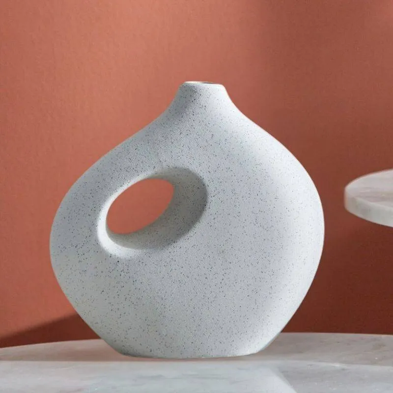 The Vintage Artefacts Ceramic Ring Vase