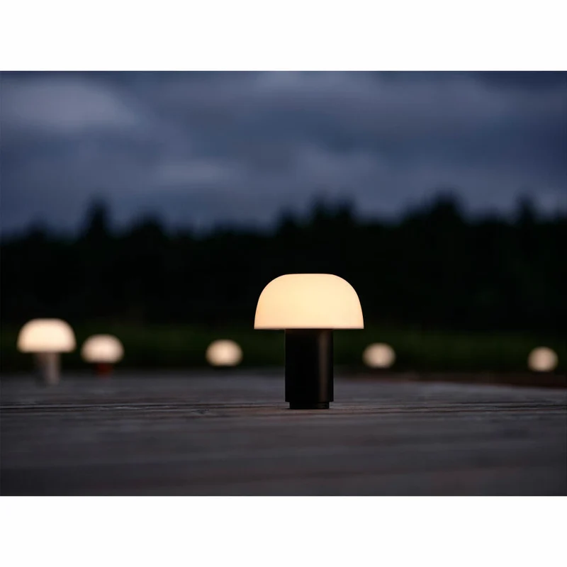 Zone Denmark Lampe Harvest Moon Black, Aluminium, ABS, Schwarz, 22 cm, 29733