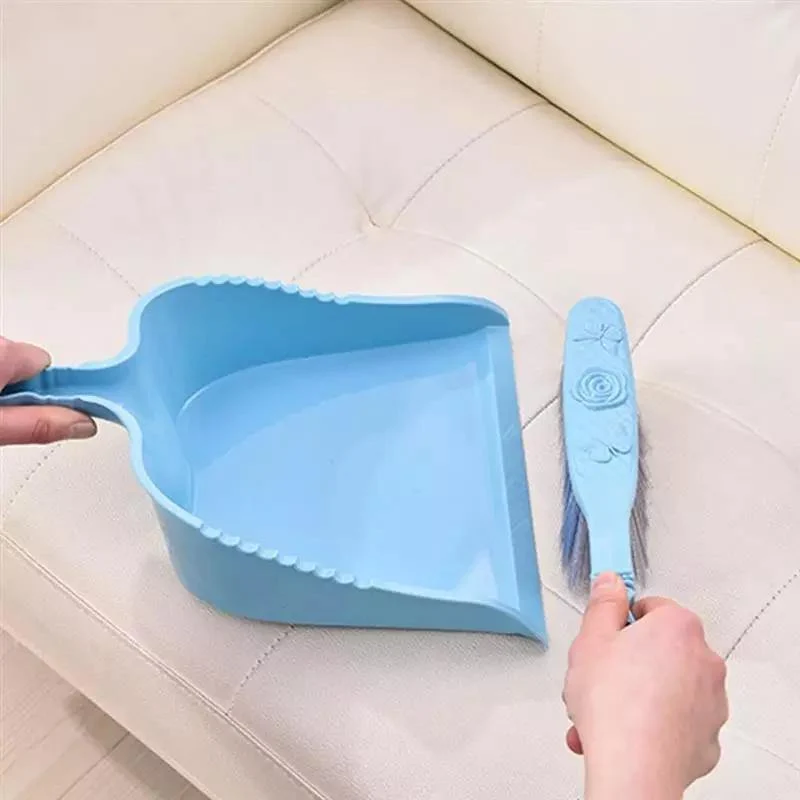 Dust Pan with Brush