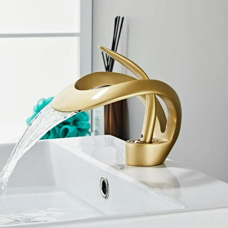 Robinet Cascade Luxe - Laiton Doré Brossé - Salle de Bain
