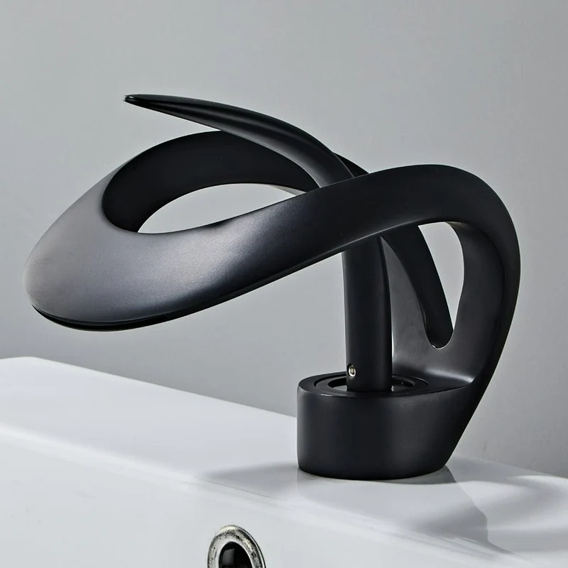 Robinet Cascade Luxe - Laiton Doré Brossé - Salle de Bain