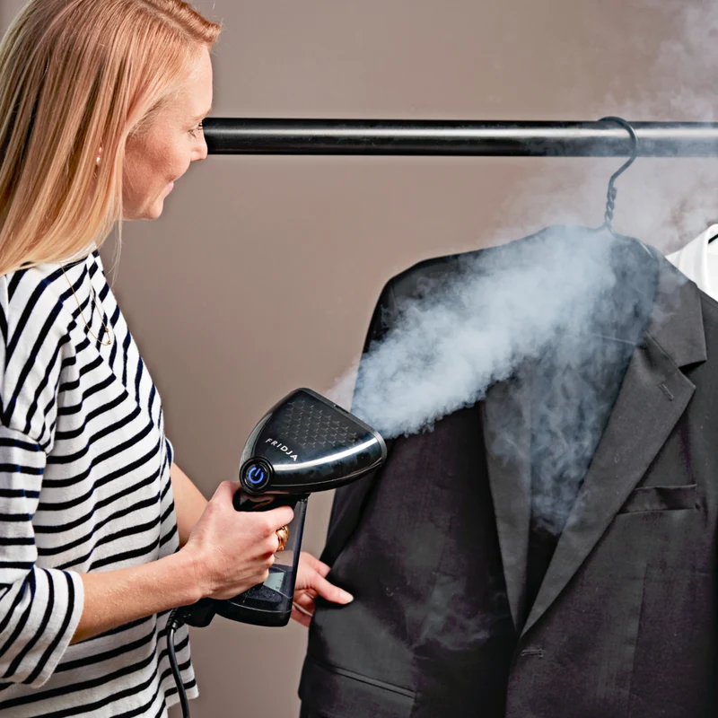 f10 Handheld Clothes Steamer - Refurbished