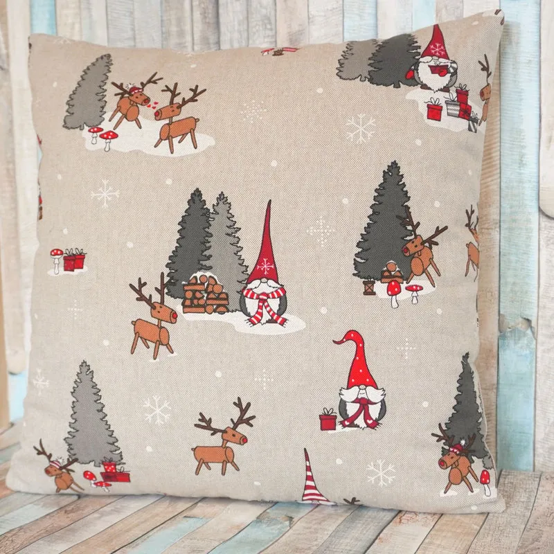 Weihnachtlicher Sofa-Kissenbezug mit Rentier- und Wichtelmotiven