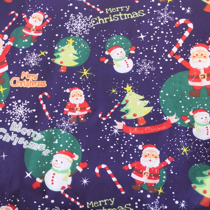 Weihnachtlicher Sofa-Kissenbezug mit Rentier- und Wichtelmotiven