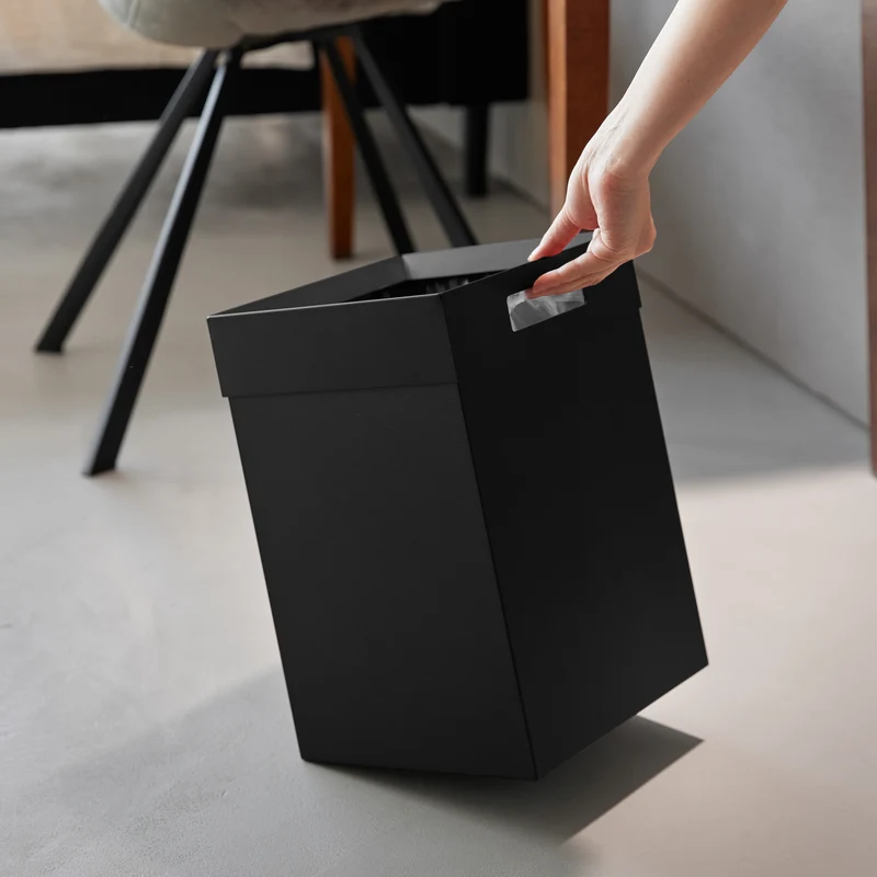 Short Trash Can