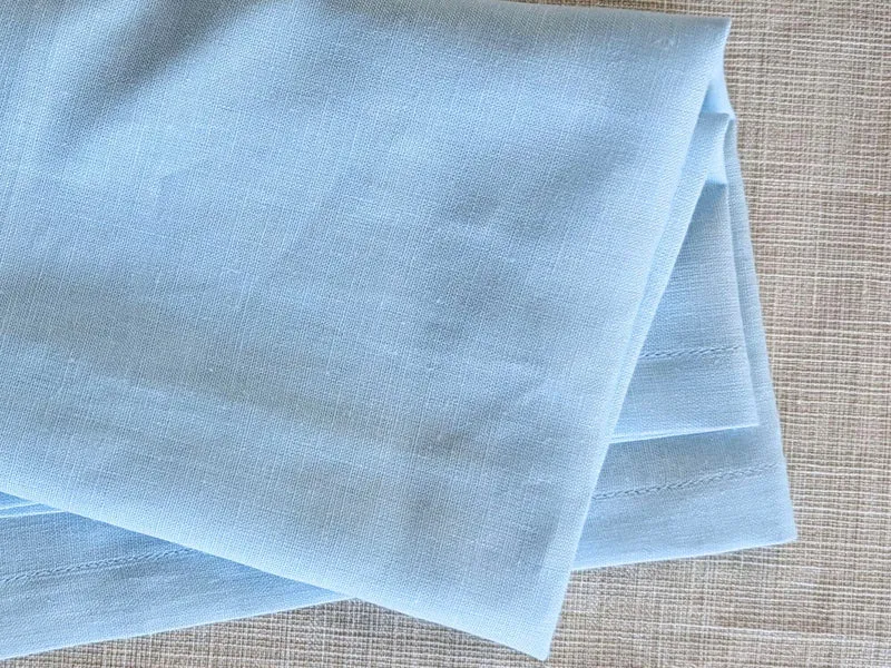 Leinen Stoffserviette mit breiten Rändern