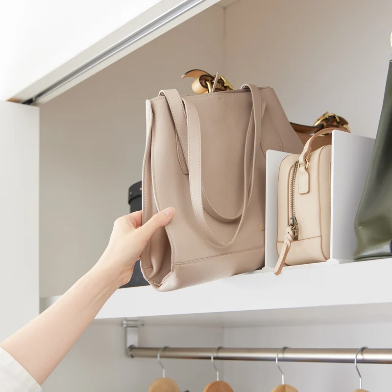 Width-Adjustable Bag Organizer