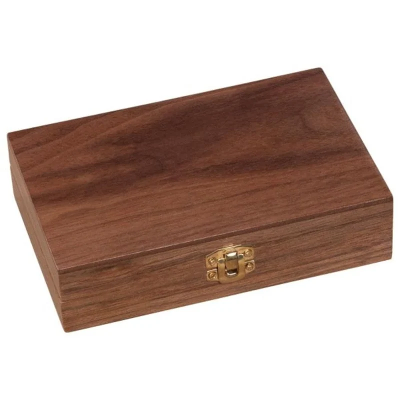 Goki Spielkartenbox aus Holz mit 2 Kartendecks & 5 Würfeln – ab 7 Jahren