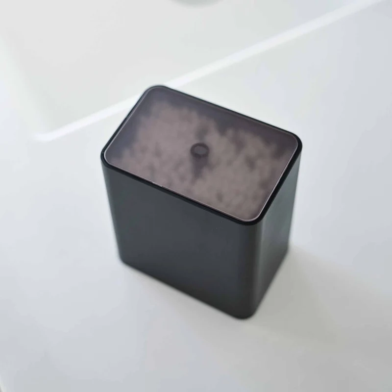 Push-Lid Storage Case