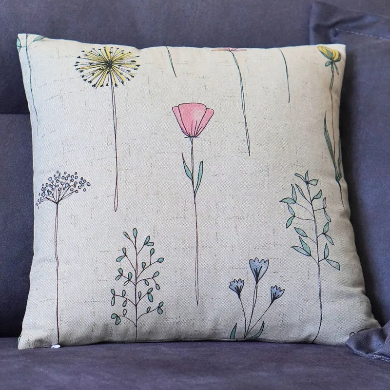 Blumen Kissenhülle, Sofakissen Bezug - Ein Blumenfeld für das Sofa