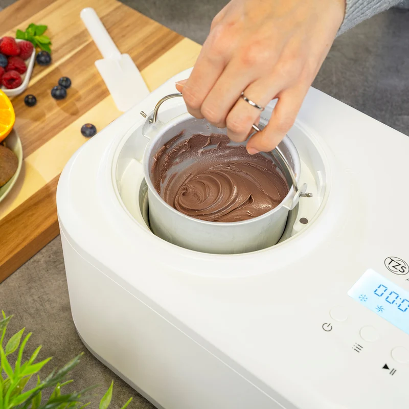 Eismaschine 1L, mit Slush- & Joghurt-Funktion, Edelstahl-Behälter