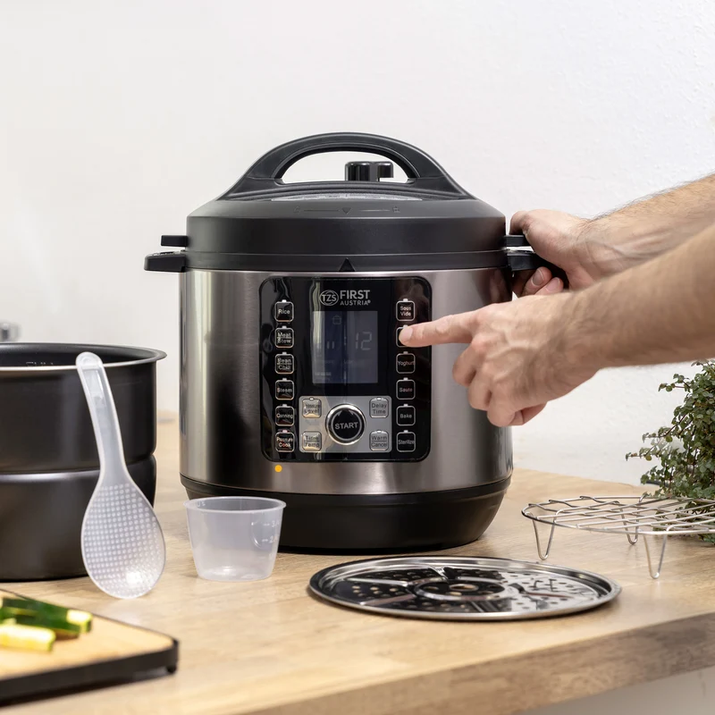 Elektrischer Schnellkochtopf 6 L, 12 Programme, mit Sous-vide-Funktion
