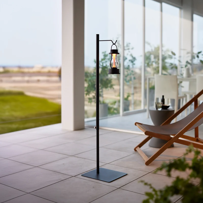 Adjustable Lantern Stand