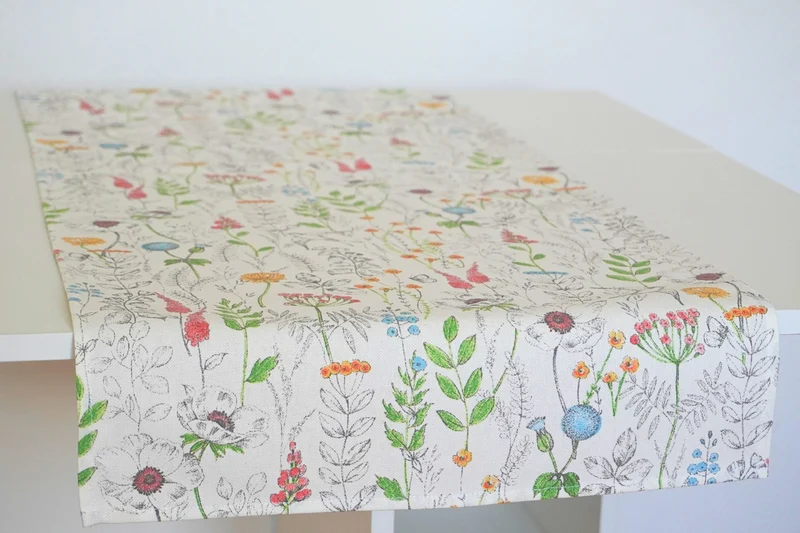 Blumen-Tischdecke, Läufer - Blumen auf weißem Hintergrund