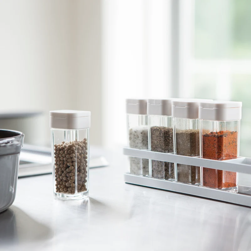 Spice Bottles (Set of 6) & Rack