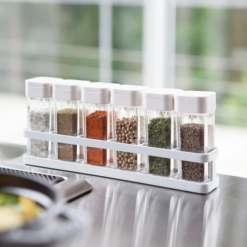 Spice Bottles (Set of 6) & Rack