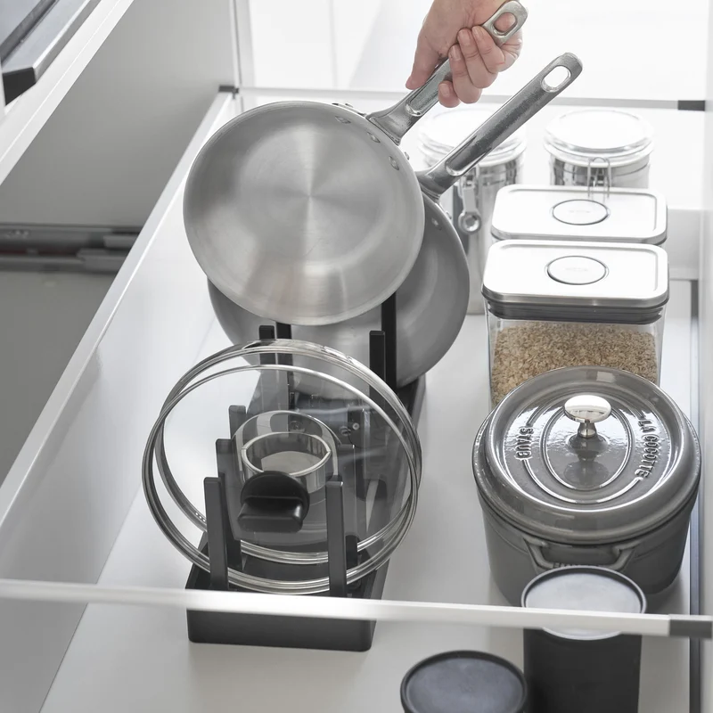 Adjustable Pot Lid & Pan Organizer