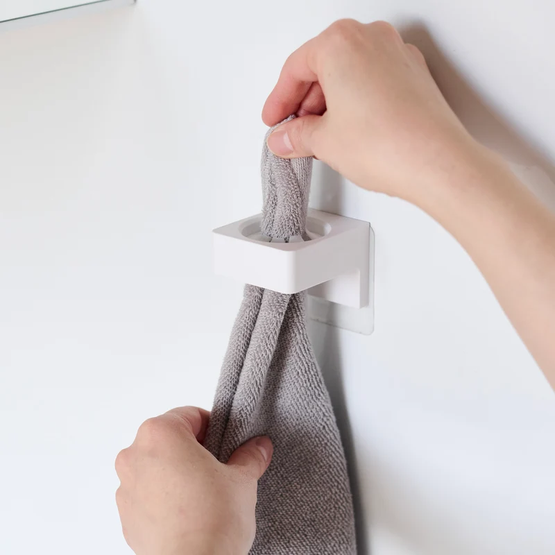 Film Hook Self-Adhesive Multi-Use Ring
