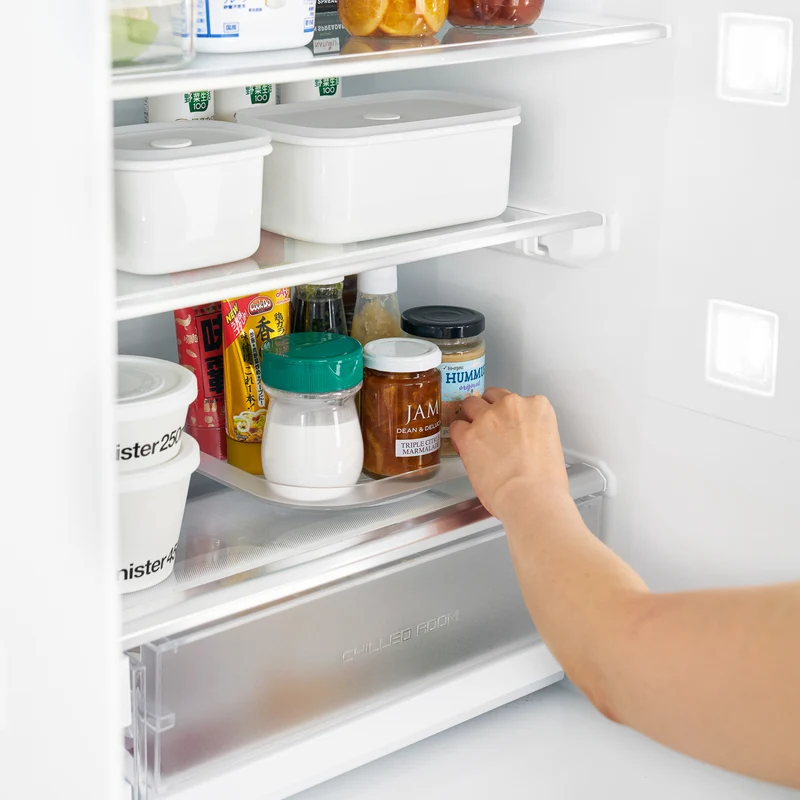 Slim Rotating Storage Tray
