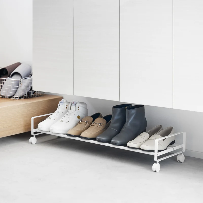 Shoe Rack with Casters