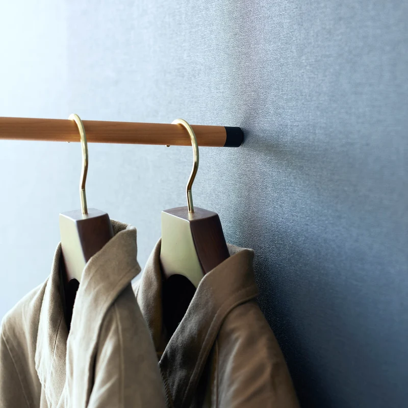 Leaning Steam Ironing Coat Rack