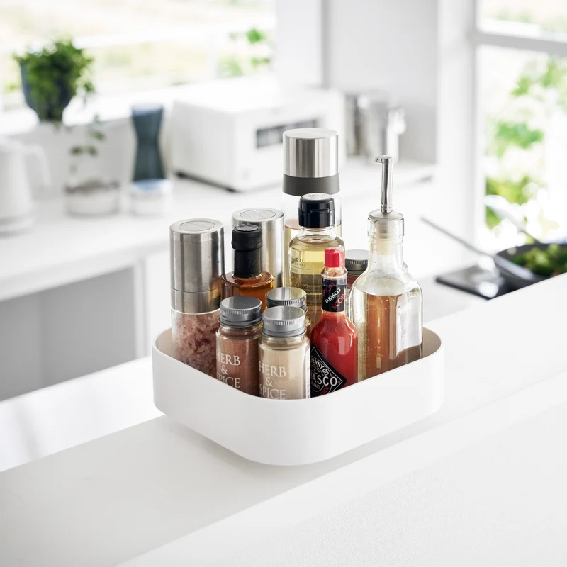 Rotating Storage Tray