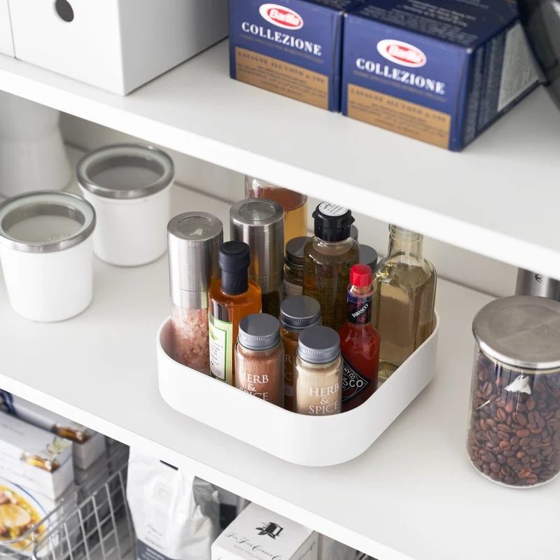 Rotating Storage Tray