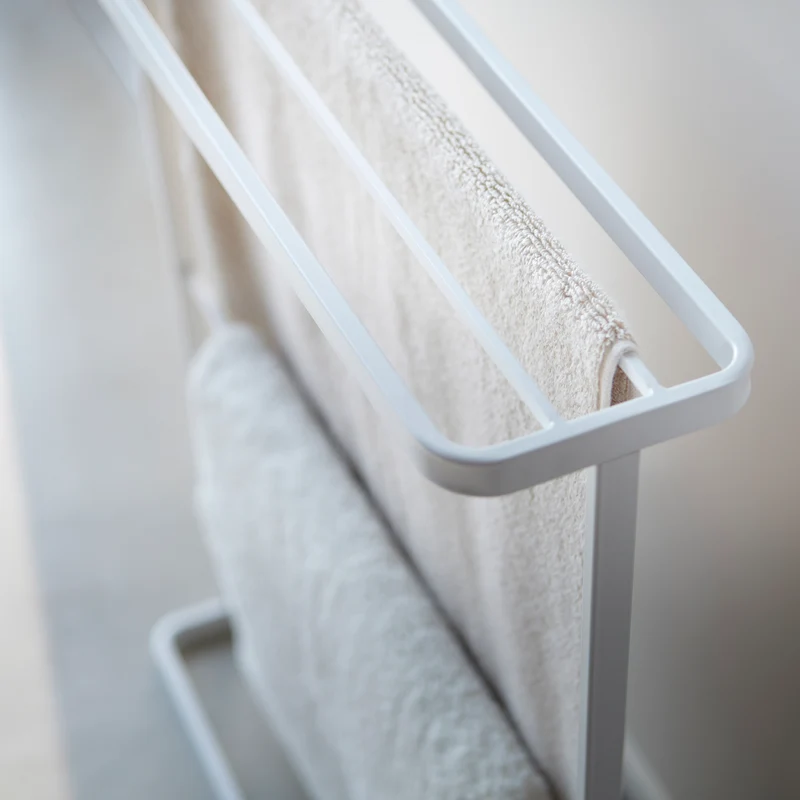 Bath Towel Hanger