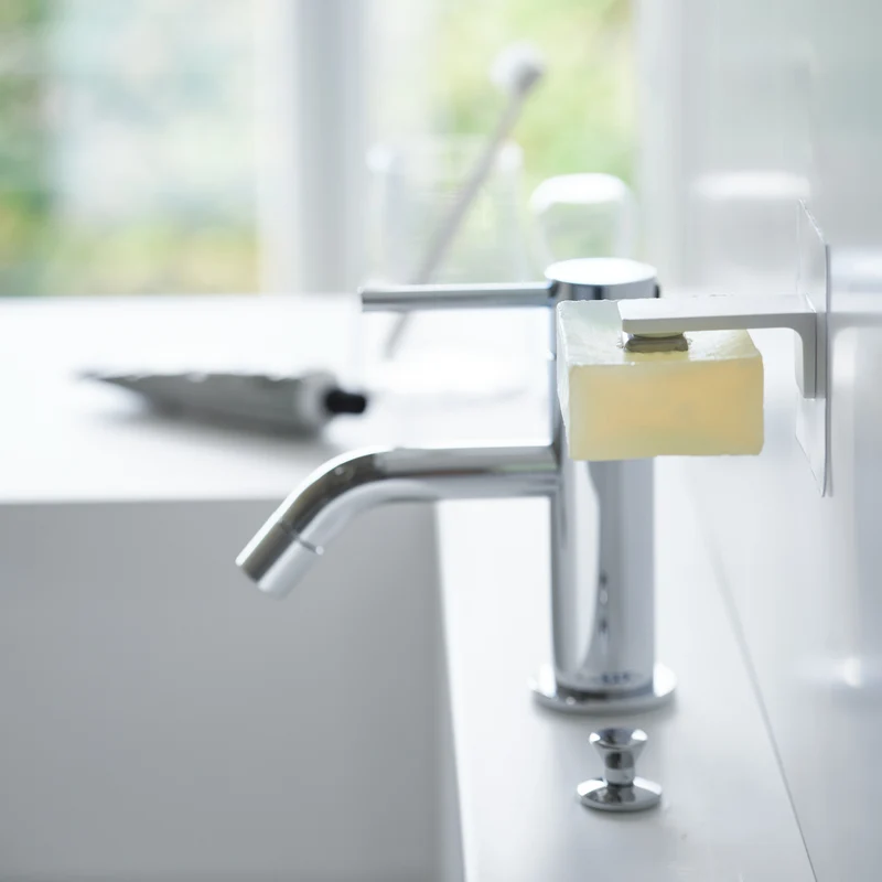 Film Hook Self-Adhesive Soap Holder with Magnet