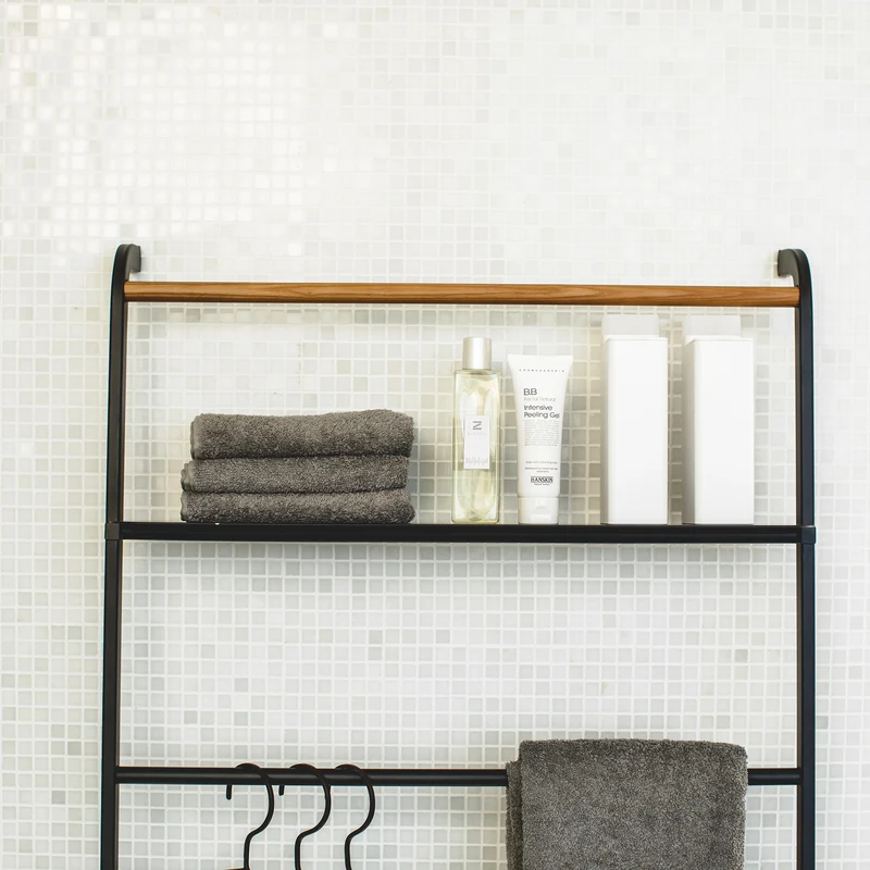 Leaning Ladder with Shelf