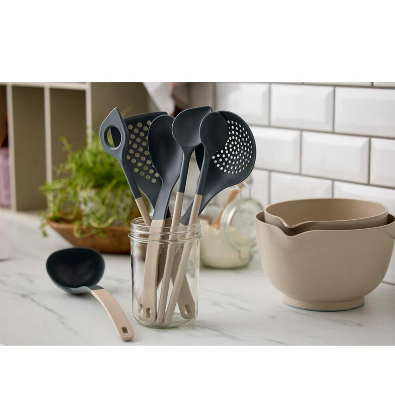 Rosti Kochlöffel mit Loch New Optima Humus, Küchenhelfer, Nylon, Braun, 31 cm, 32154