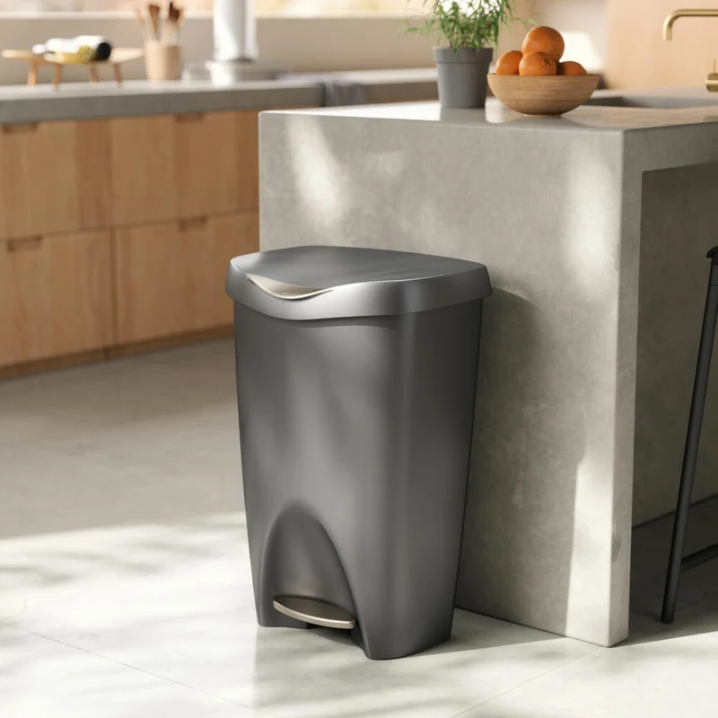 Umbra Abfalleimer Brim, Mülleimer, PP-Kunststoff, Grau, Nickel, 50 L, 1021550-1188