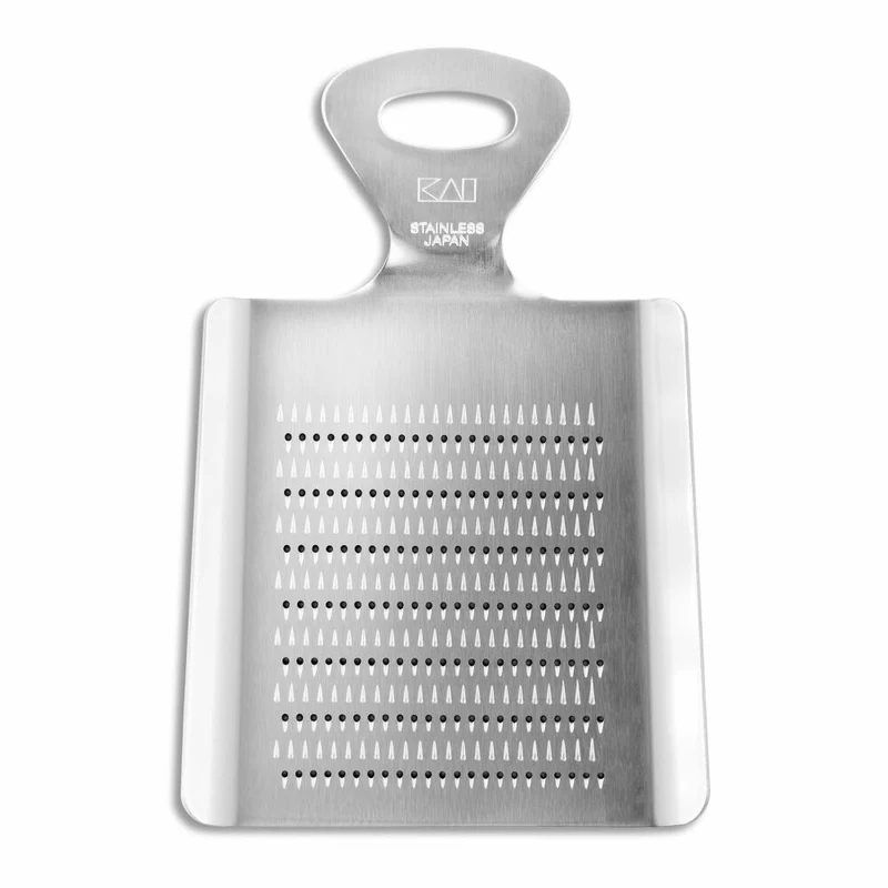 Kai Mini-Reibe Select 100, kompakte Küchenreibe, Gewürzreibe, Edelstahl, DH-8037