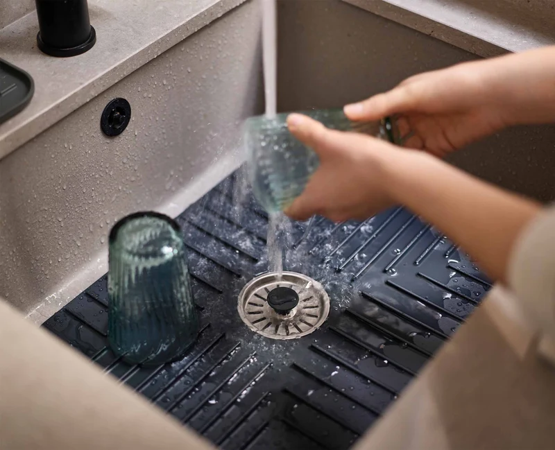 SinkShield™ Spülbeckenschutz in grau