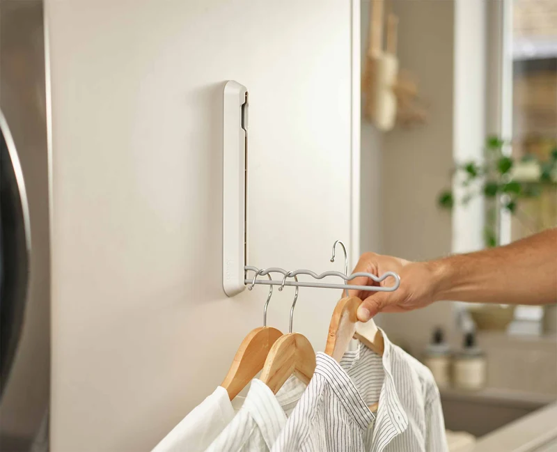 Orderly™ einklappbare Kleiderstange, ecru