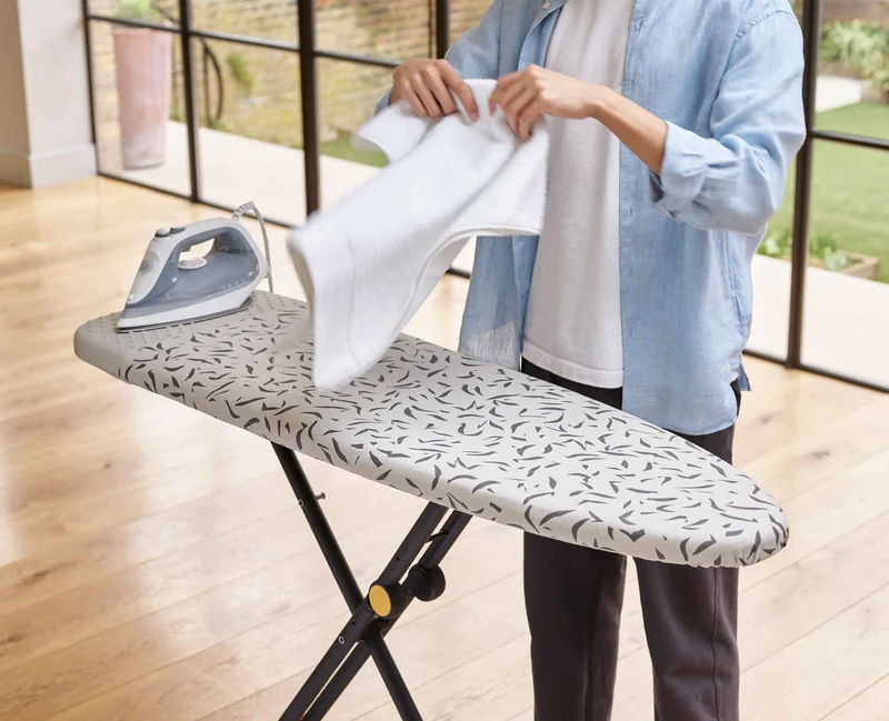 Glide Plus 130cm Bügelbrett inkl. hochwertigem Bezug
