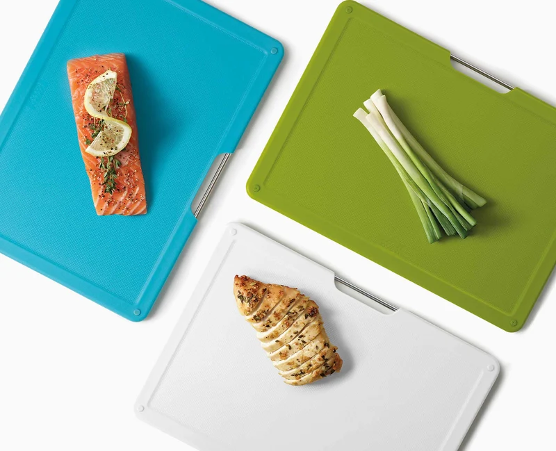 Folio™ 3-teiliges Unterregal Schneidebrett-Set