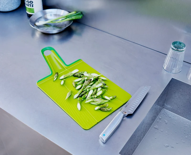 Chop2Pot™ Plus - Faltbares Schneidebrett