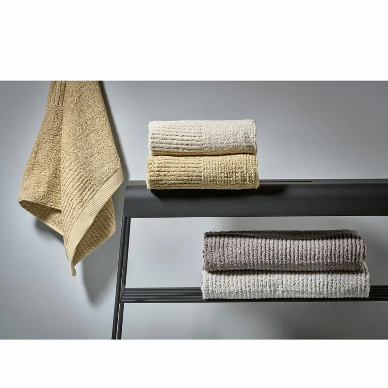 Zone Denmark Badehandtuch Classic, Duschtuch, Badetuch, Strandtuch, Handtuch, Soft Grey, 140 x 70 cm, 331182