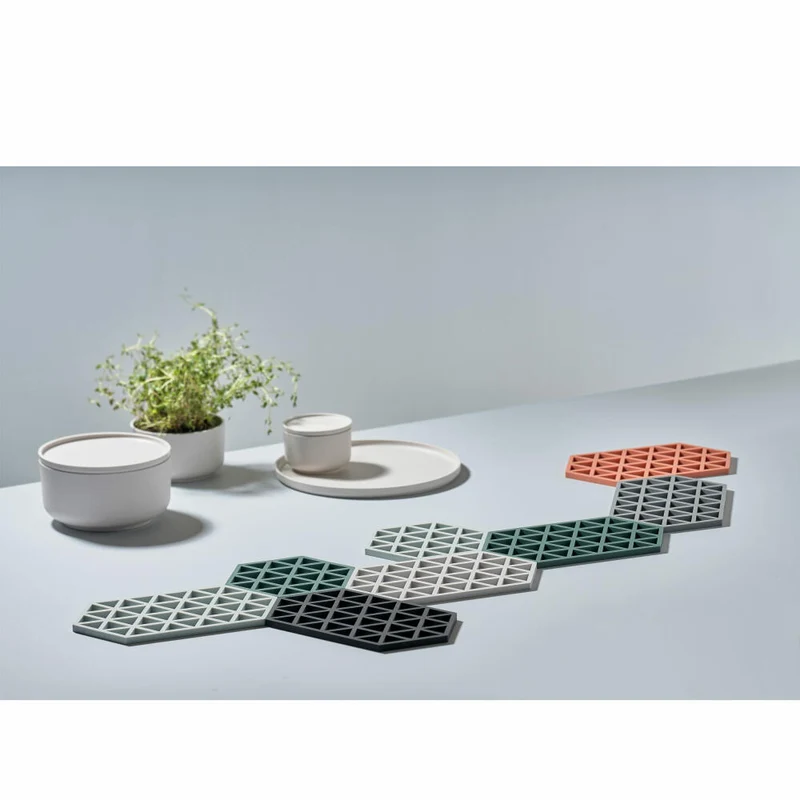 Zone Denmark Untersetzer Triangles, Topfuntersetzer, Pfannenuntersetzer, Silikon, Nordic Sky, L 24 cm, 330314