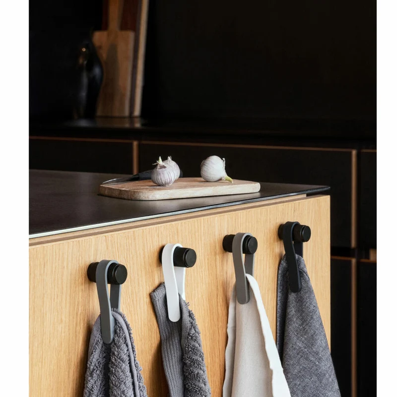 Zone Denmark Handtuchhalter Loop Magnet, 2er Set, Handtuchaufhänger, Handtuchclip, Silikon, Grey, 27923