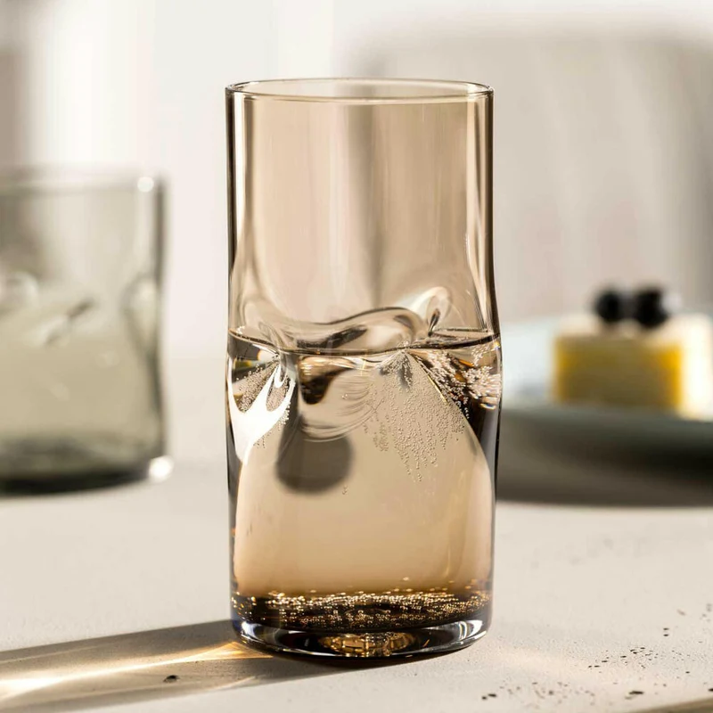 Leonardo Trinkglas Vesuvio, Trinkbecher, Kalk-Natron-Glas, Braun, 330 ml, 077377