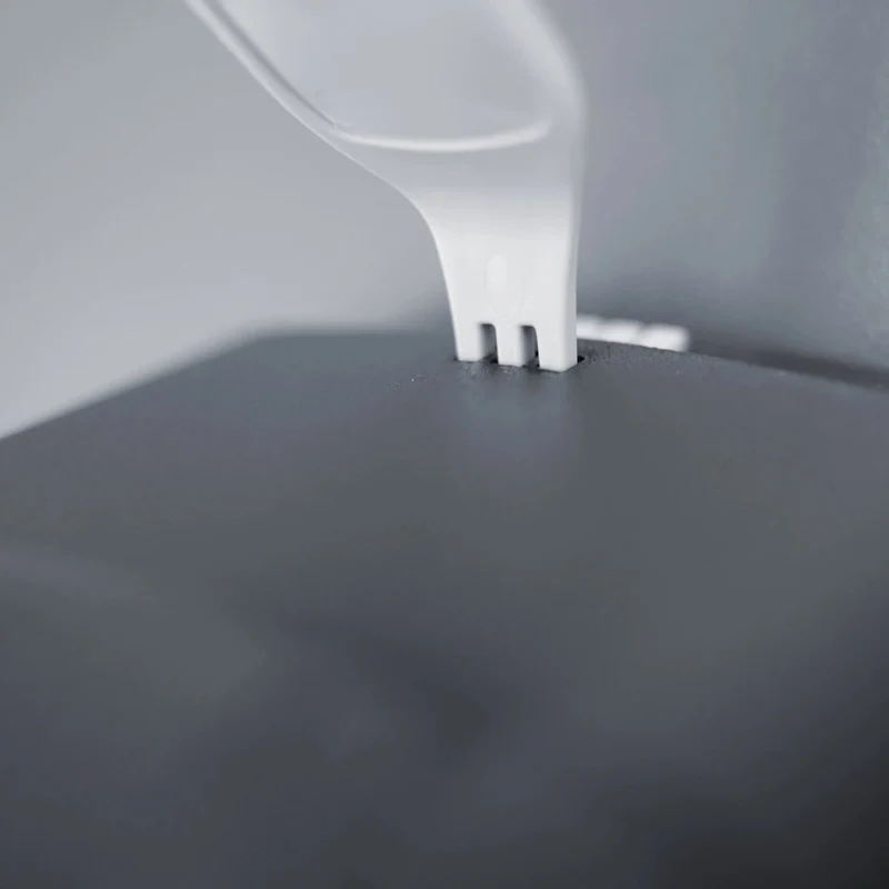 SemyTop Desinfektionsmittelspender mit Spraydüse, 500 ml, schwarz matt