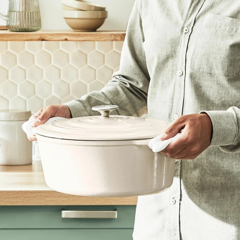 Tefal Lov Ovaler Bräter, Schmortopf, Kochtopf, Induktionsgeeignet, Gusseisen, Beige, 34 cm, E25906