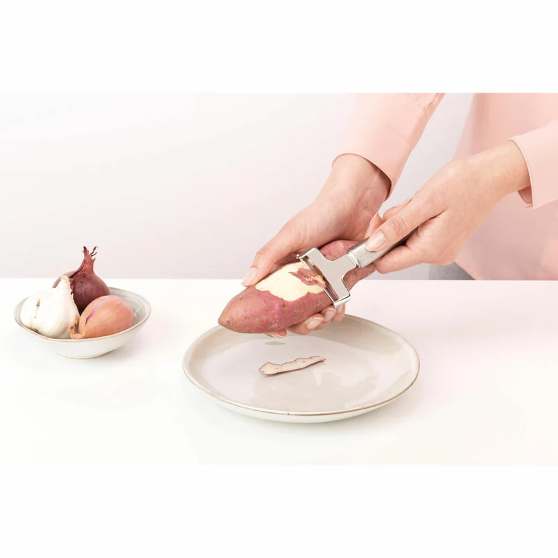 Brabantia Sparschäler Profile, Gemüseschäler, Küchenhelfer, Stahl, Matt Steel, 15 cm, 250286